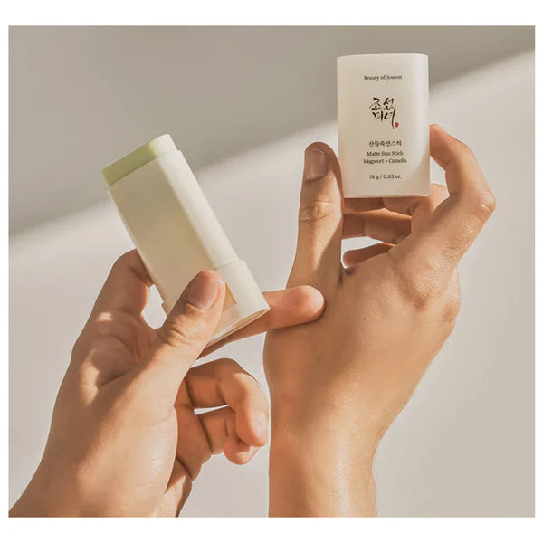 Beauty of Joseon- Bloqueador Solar en Barra Matte Sun Stick Mugwort + Camelia 18 g - BeautyofJoseon